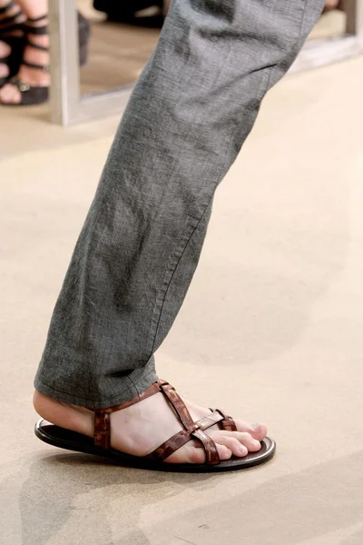 Look 28